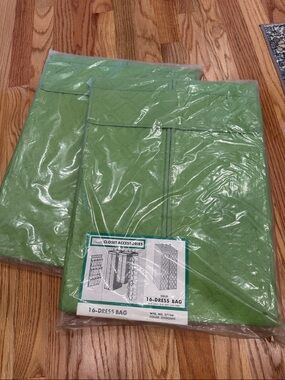 (2) Vintage hanging Garment Bags by Grants 16 dresses in each closet organizer
